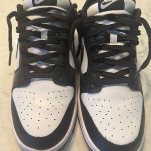 Nike Panda low dunks